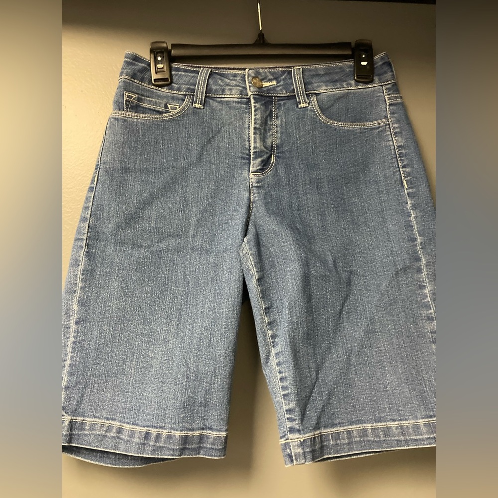NxD cotton poly spandex medium blue, slight stretch Bermuda shorts.